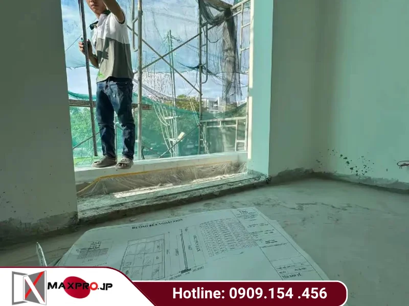 CỬA ĐI - CỬA SỔ MỞ QUAY HỆ R70
