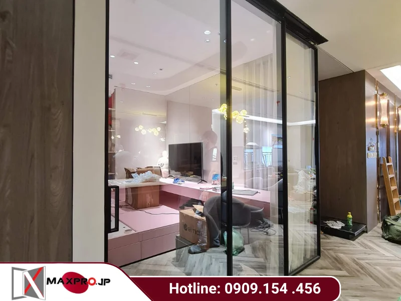 So sánh cửa lùa nhôm Maxpro hệ 83 và hệ 115